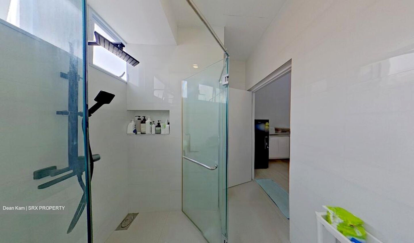 Hougang Avenue 8 (D19), Terrace #501816101